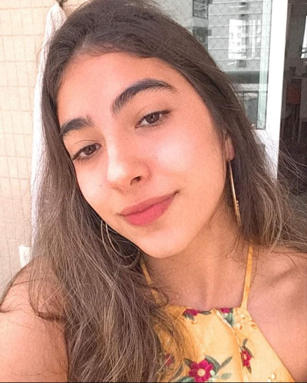 OIM 2021 - Júlia Larrúbia